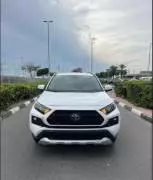 2021 Toyota RAV4 4WD XLE gulf model