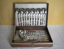 CONFEZIONE POSATE IN ACCIAIO INOX WINTAGE 25 PZ
