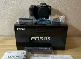 Canon EOS R5, Canon EOS R6, Nikon Z 7II