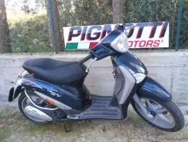 PIAGGIO LIBERTY, 1.200 €