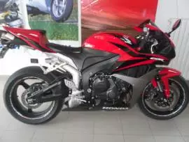HONDA CBR 600 RR, 3.500 €