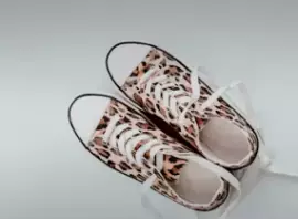 Vendo scarpe da ginnastica da donna