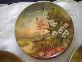 PIATTI DISEGNATI A MANO